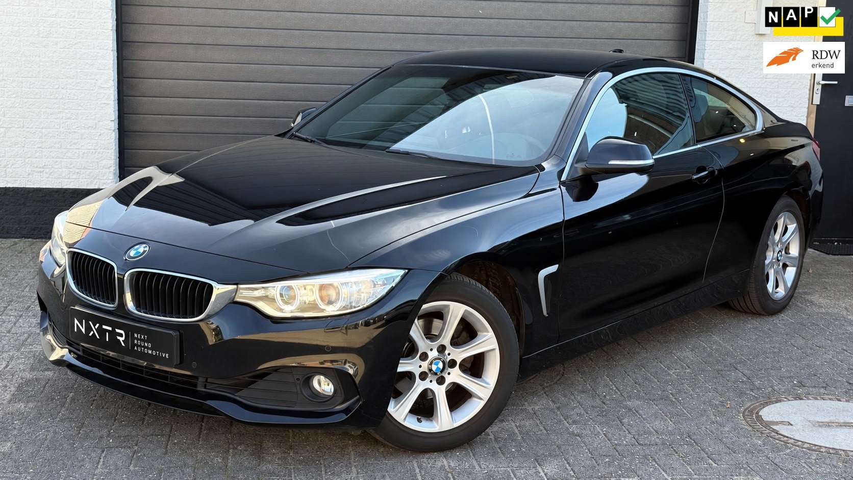 BMW 4-serie Coupé 420i Business Automaat | Leder | Xenon |, Auto's, Automaat, Dealer onderhouden, Achterwielaandrijving, Gebruikt
