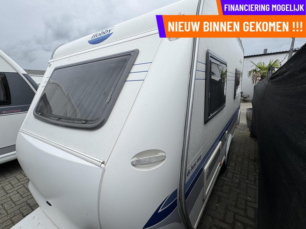 Hobby 400 SB DE LUXE EASY, DWARSBED, TREINZIT, VOORTENT, Hobby, Bedrijf, Treinzit, 750 - 1000 kg