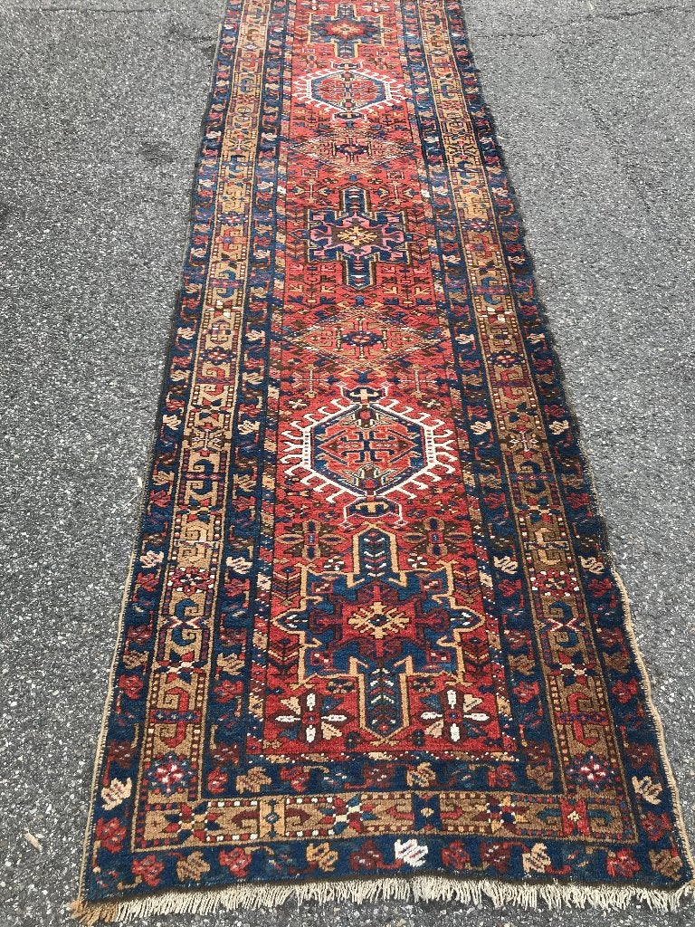 antiek oud handgeknoopt tapijt loper, Gebruikt, 200 cm of meer, Rechthoekig, Rood