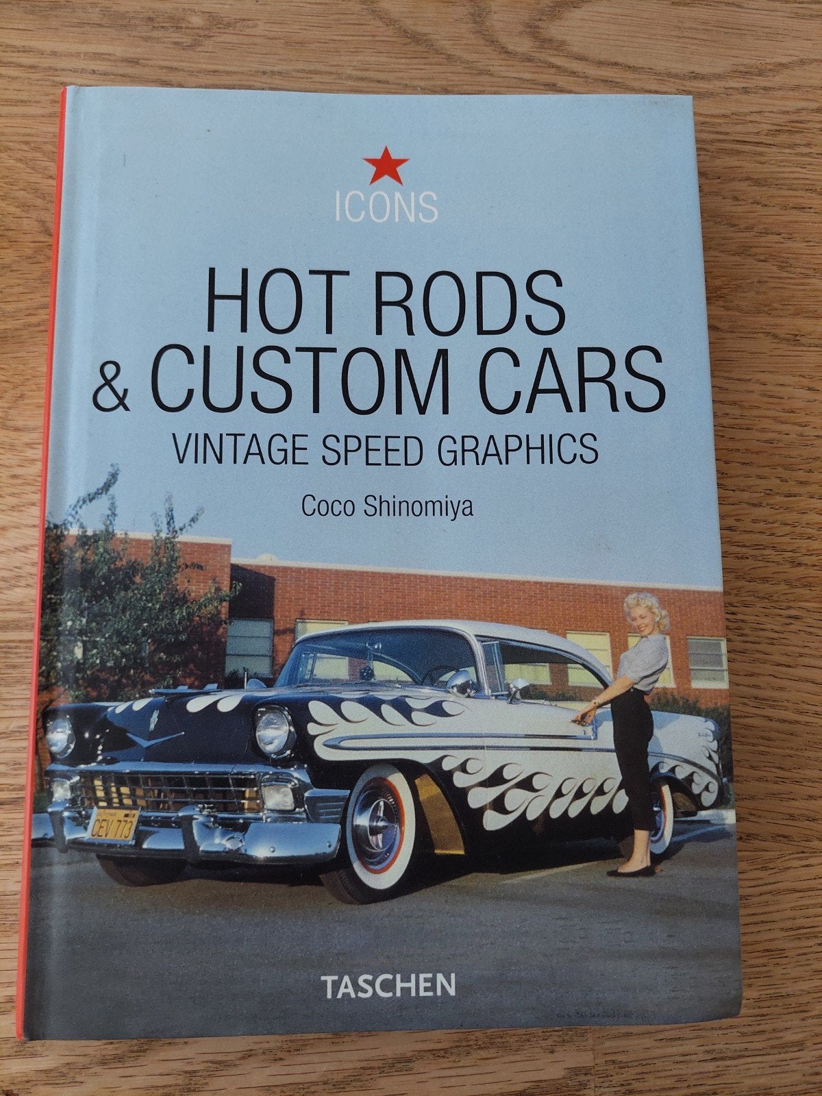 Hot Rods & Custom Cars: Vintage Speed Graphics, Ophalen of Verzenden, Zo goed als nieuw, Algemeen, Coco Shinomiya