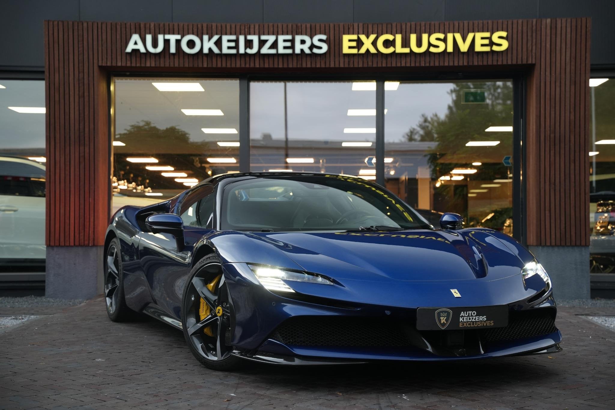 Ferrari SF90 Spider 4.0 V8 1.000 PK, Auto's, Automaat, 8 kWh, Stof, Cabriolet