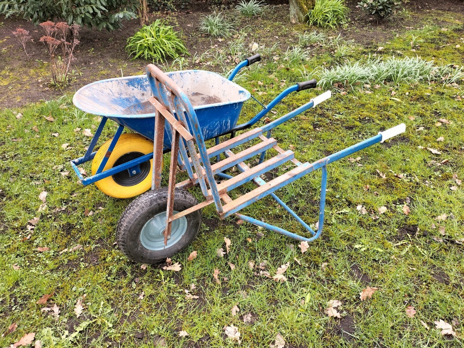 Te huur stenenkruiwagen kruiwagen, Ophalen, Gebruikt, Eenwielig