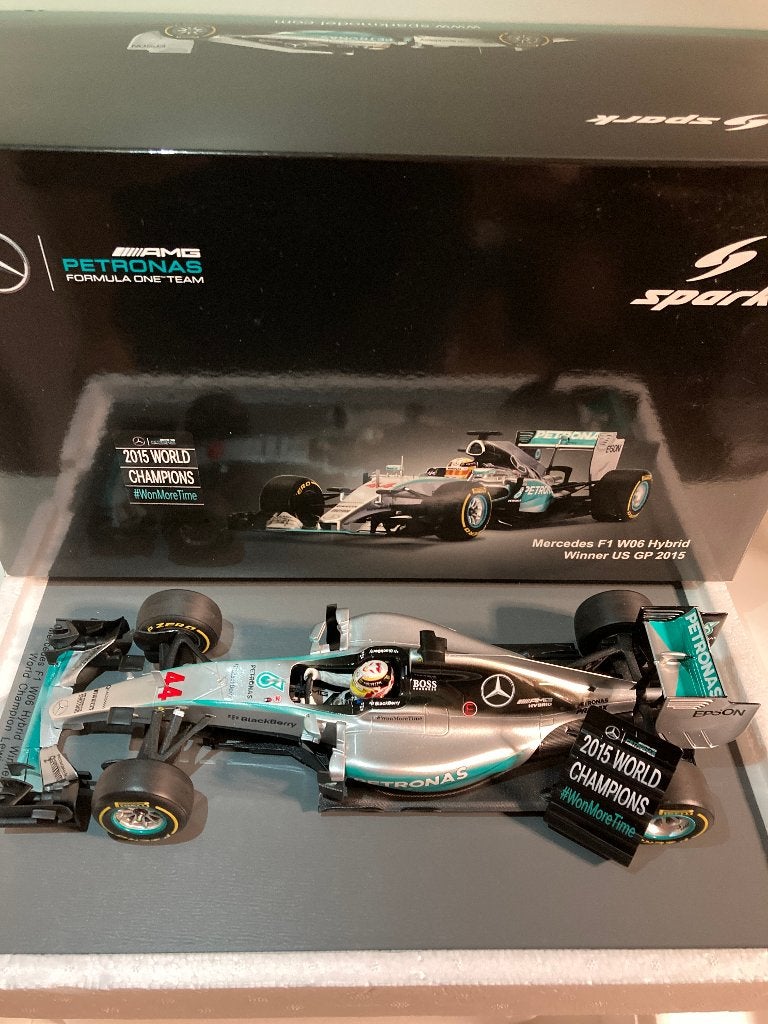 ✅ Lewis Hamilton 1:18 Winner US GP 2015 WC Spark 18S179 W06, Verzamelen, Automerken, Motoren en Formule 1, Ophalen of Verzenden