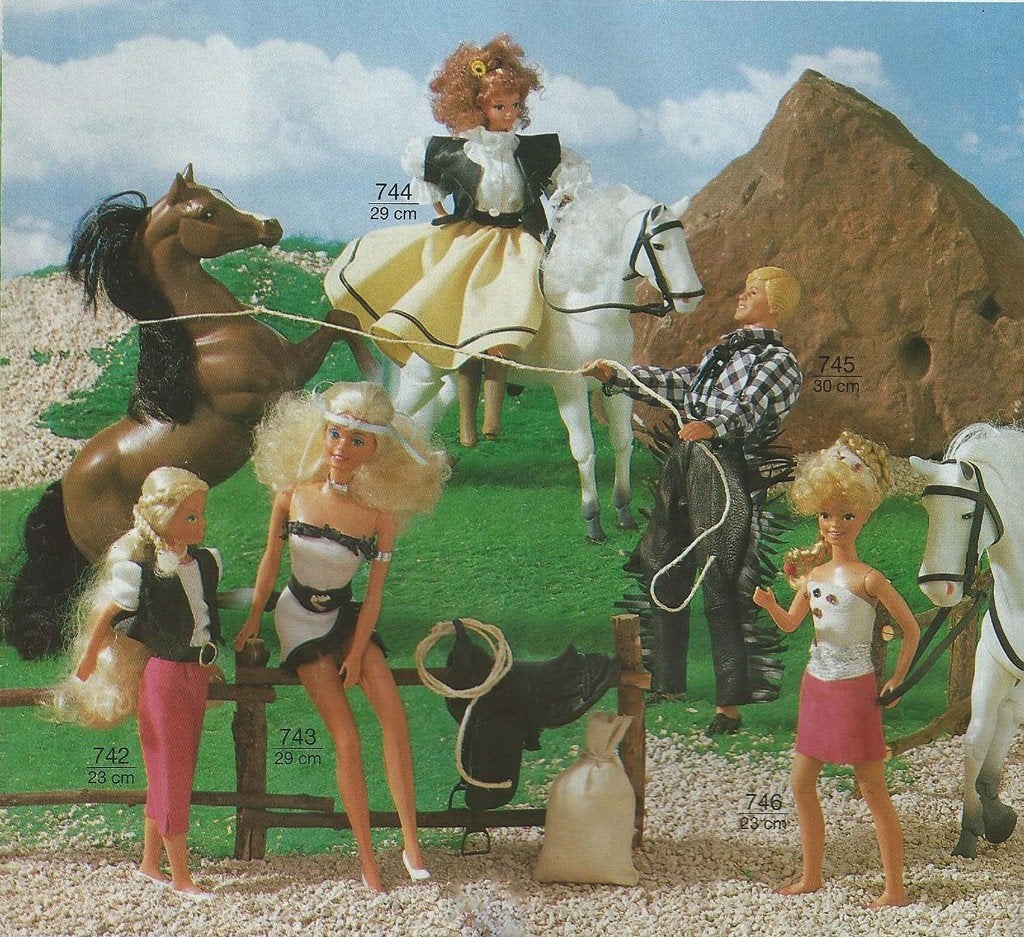 Kledingpatronen voor Barbie, Ken, Skipper o.a. paardrijbroek, Hobby en Vrije tijd, Kledingpatronen, Ophalen of Verzenden, Zo goed als nieuw