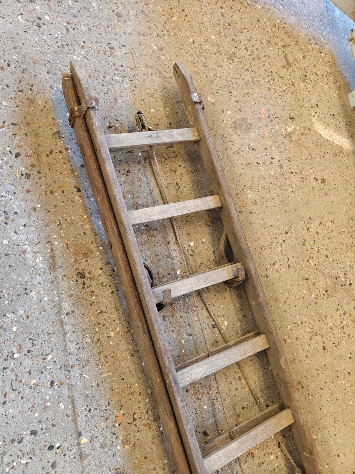 houten ladder, Doe-het-zelf en Verbouw, Ladders en Trappen, Ophalen, Gebruikt, 2 tot 4 meter