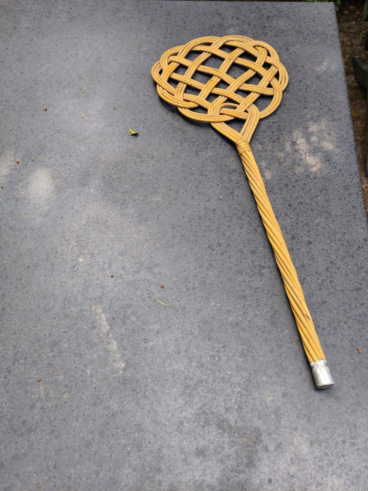 Vintage rotan mattenklopper - stevig en decoratief, Ophalen, Gebruikt
