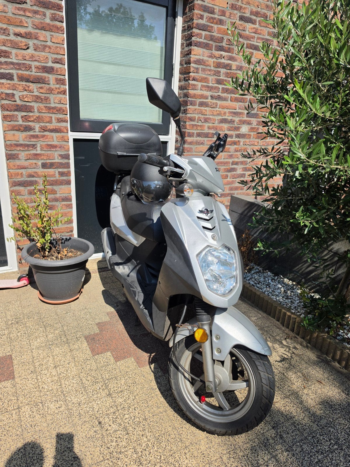 SYM Scooter met helm en topkoffer Blauwe kenteken, Ophalen, Gebruikt, Overige typen