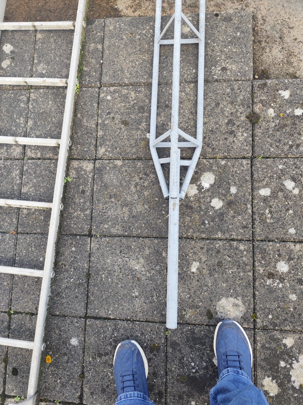 antenne mastje ongeveer 3meter, Ophalen, Gebruikt