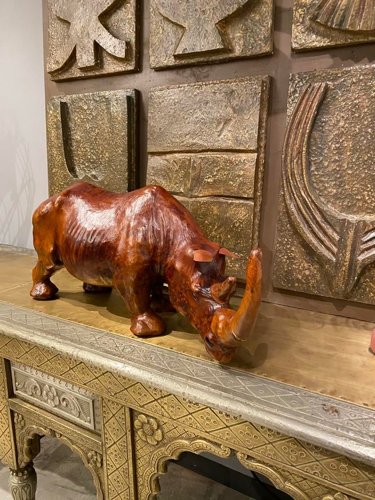 Leren neushoorn, Ophalen of Verzenden, Zo goed als nieuw, Bruin, Leer