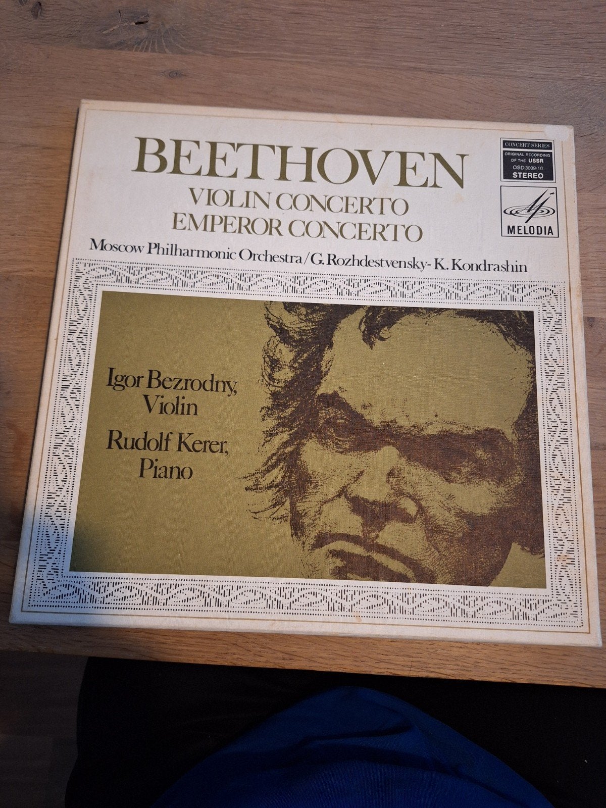 Beethoven Viool- en Keizersconcert - Melodia Concert Series, Cd's en Dvd's, Ophalen, LP, Soloconcert, Zo goed als nieuw