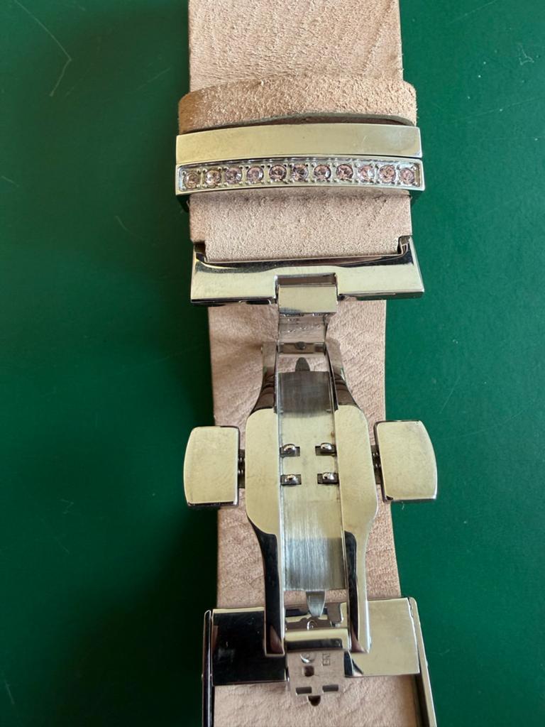 Breil Dames Horloge met Strass en suede Band, Sieraden, Tassen en Uiterlijk, Horloges | Dames, Staal, Polshorloge, Ophalen of Verzenden