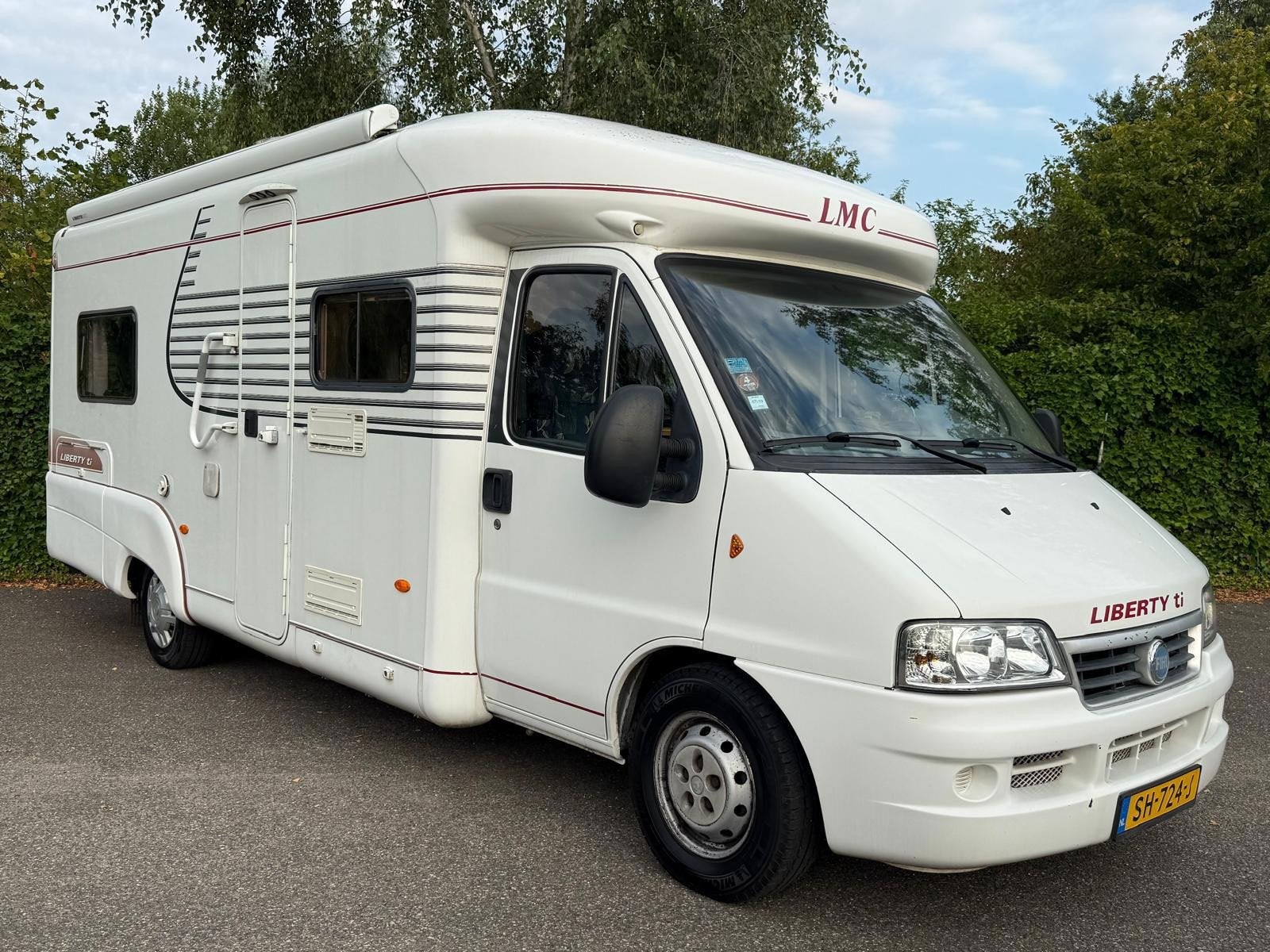 Caravans And Camping Lmc