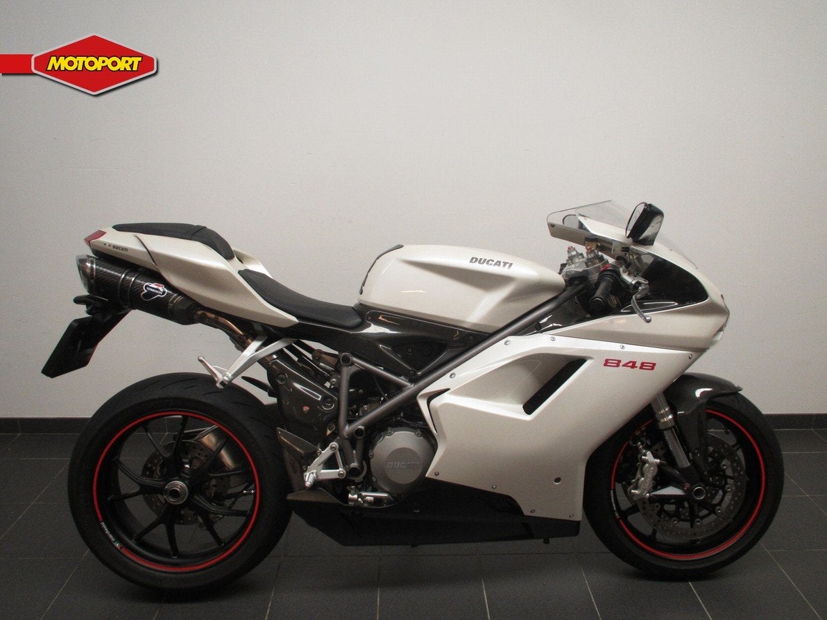 Ducati 848 (bj 2010), 849 cc, Bedrijf, Meer dan 35 kW, Distributeur@ducati.fr