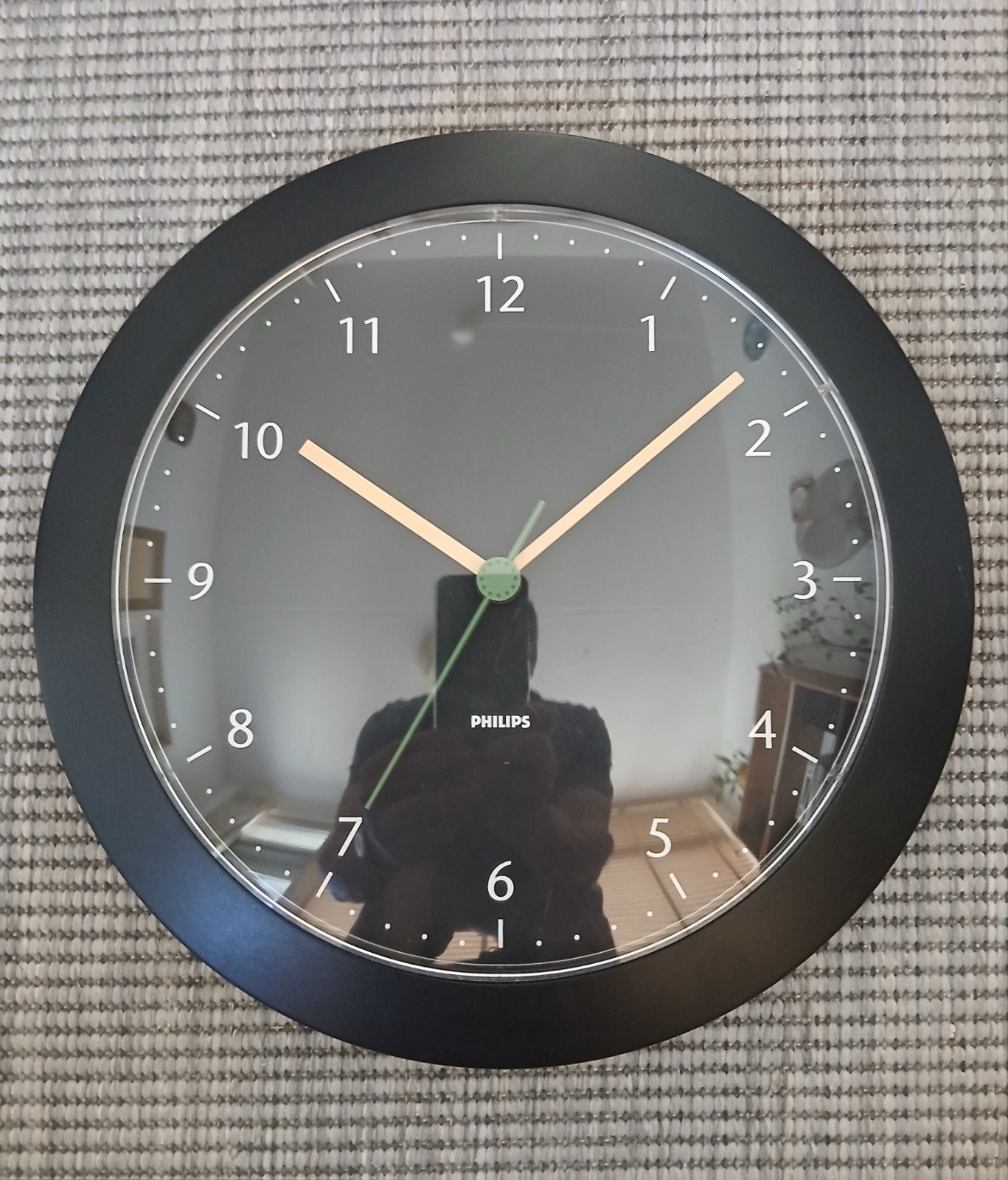Philips HR5610 vintage wandklok - jaren 80, Analoog, Ophalen of Verzenden, Zwart, Wandklok