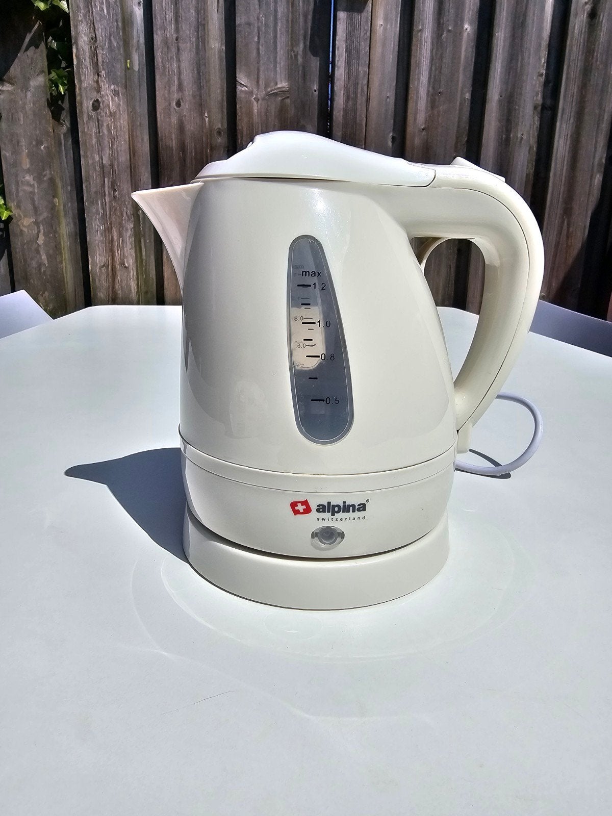Alpina waterkoker - 1.2 liter - Wit, 1 tot 2 liter, Ophalen of Verzenden, Gebruikt