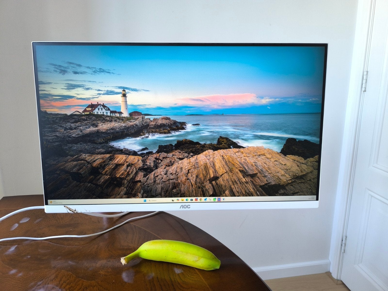 27inch computerscherm met tafelbeugel, Computers en Software, Monitoren, Ophalen, Gebruikt, IPS, Onbekend