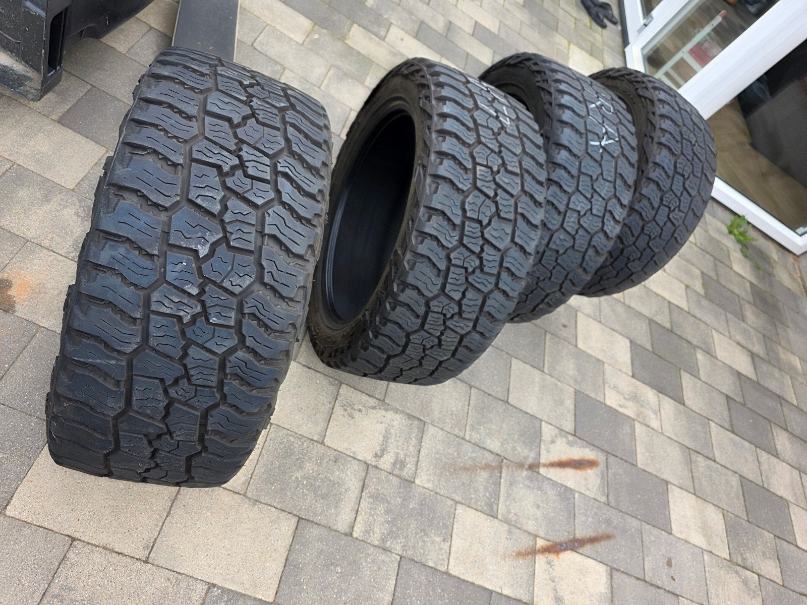 Mickey Thompson Baja Boss Banden 33x12.50x22, Ophalen of Verzenden