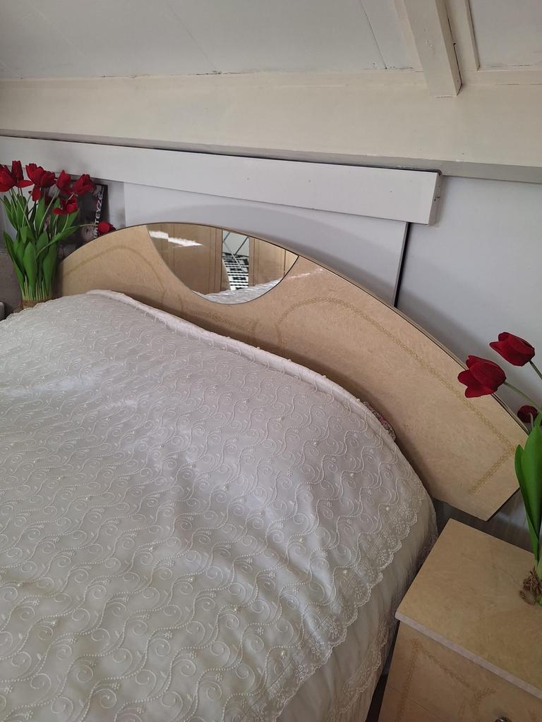 Complete Slaapkamer Set: Bed, Kledingkast, Nachtkastjes, Huis en Inrichting, Ophalen, Zo goed als nieuw, Tweepersoons