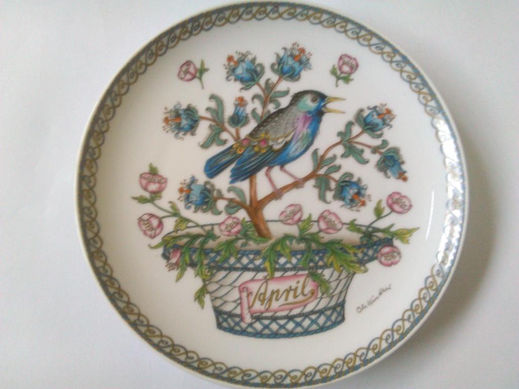 TE KOOP HUTSCHENREUTHER TEGELTJE MAAND APRIL, Ophalen of Verzenden, Zo goed als nieuw