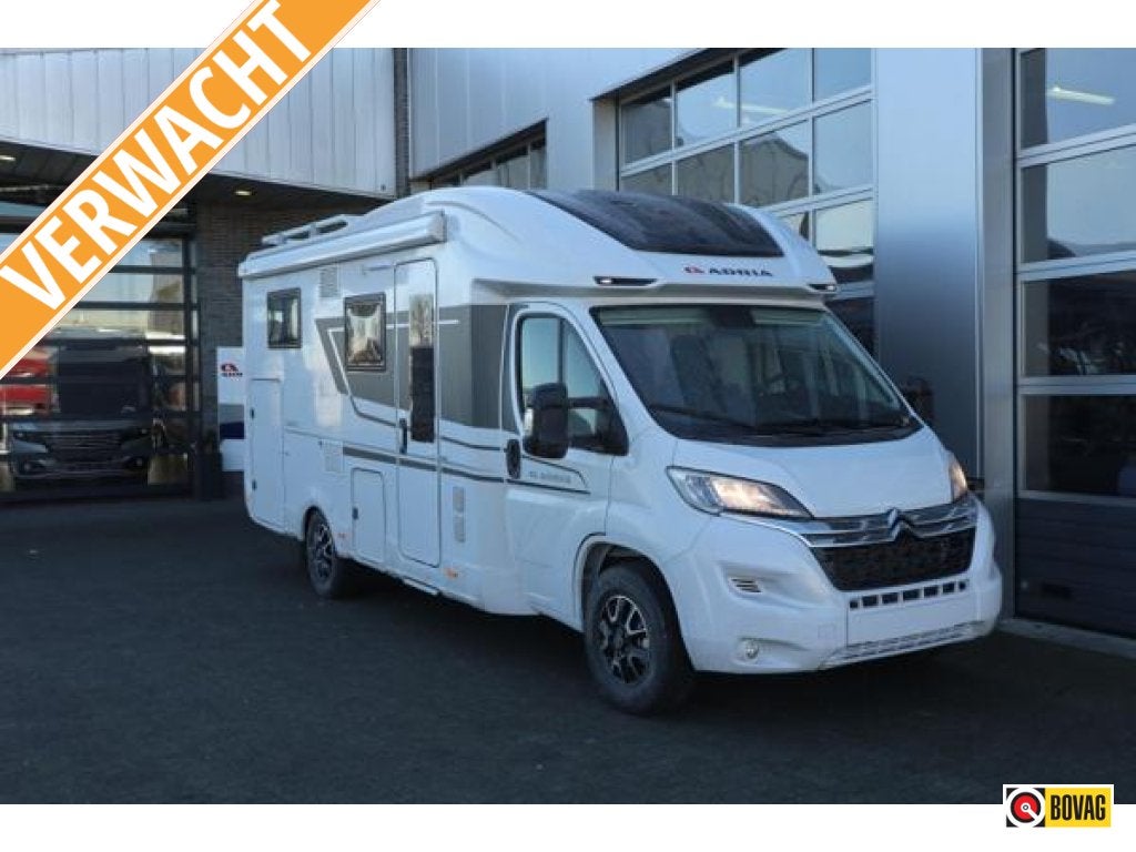 Adria Coral Axess 600 SL Van 1e eigenaar !!!!, Caravans en Kamperen, Campers, Verwarmde buitenspiegels, Tot en met 2, 6 tot 7 meter