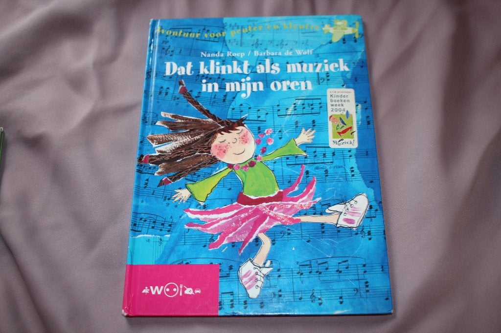 Dat klinkt als muziek in mijn oren - Zwijsen thuis boek  AVI, Ophalen of Verzenden, Zo goed als nieuw, Fictie algemeen