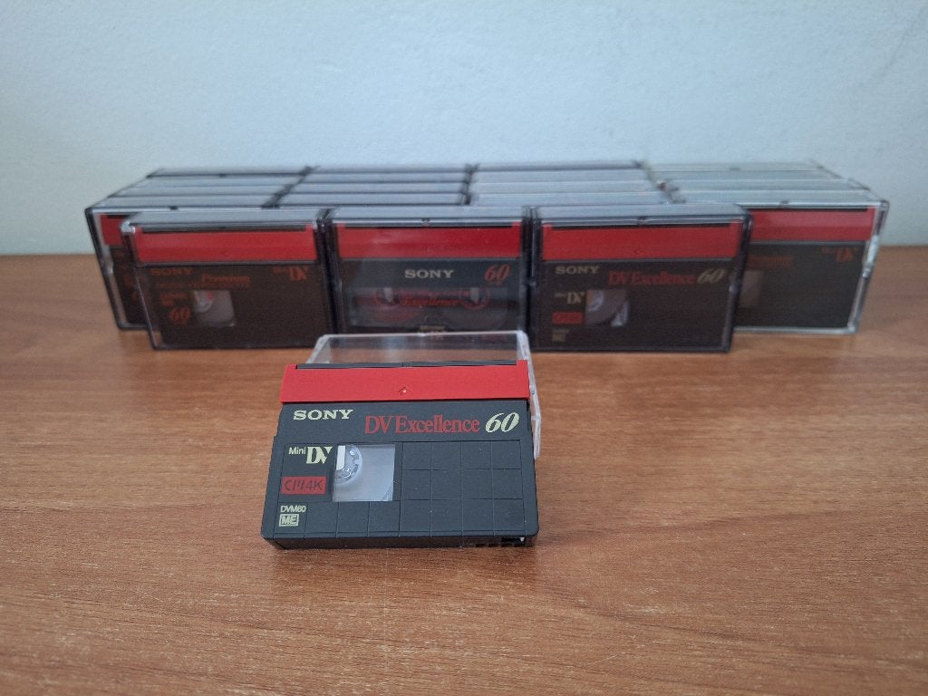 20 Sony Mini DV Videobandjes - 60 Minuten, Mini dv, Gebruikt, 20x of meer, Ophalen of Verzenden