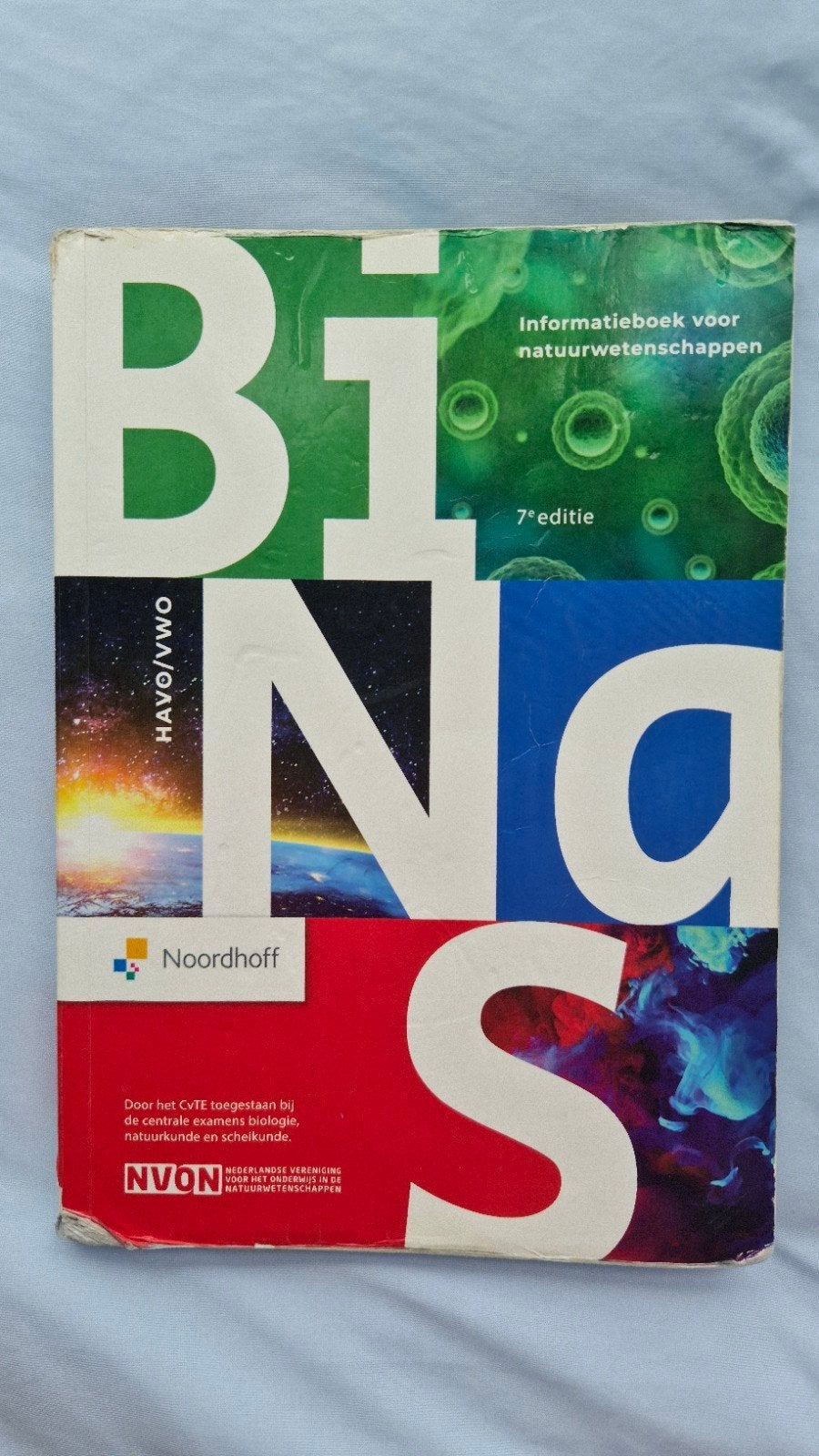BINAS HAVO/VWO 7e editie, Boeken, Gelezen, VWO, Biologie, Ophalen of Verzenden
