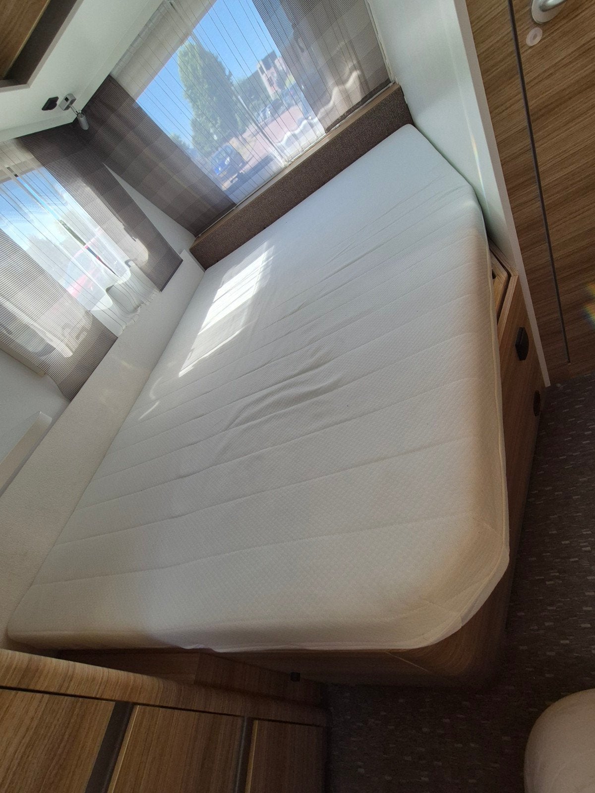 Frans matras met losse topper 200x140 cm, 17cm dik, Ophalen, Zo goed als nieuw