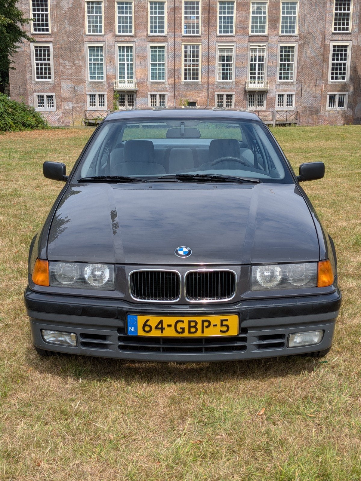 Tijdcapsule - BMW 325i Automaat Sedan - 1992 - **[E36]**, Auto's, BMW, Automaat, Achterwielaandrijving, Sedan, 3-Serie