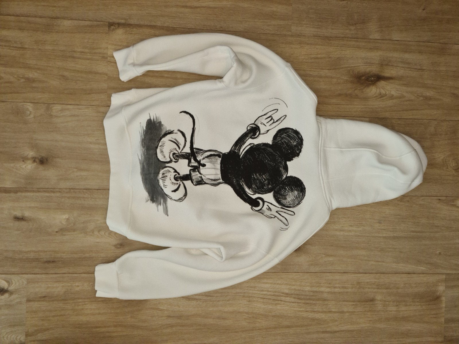 Witte hoodie met Mickey Mouse print - Usual Suspect, Maat 38/40 (M), Wit, Ophalen of Verzenden, Gedragen