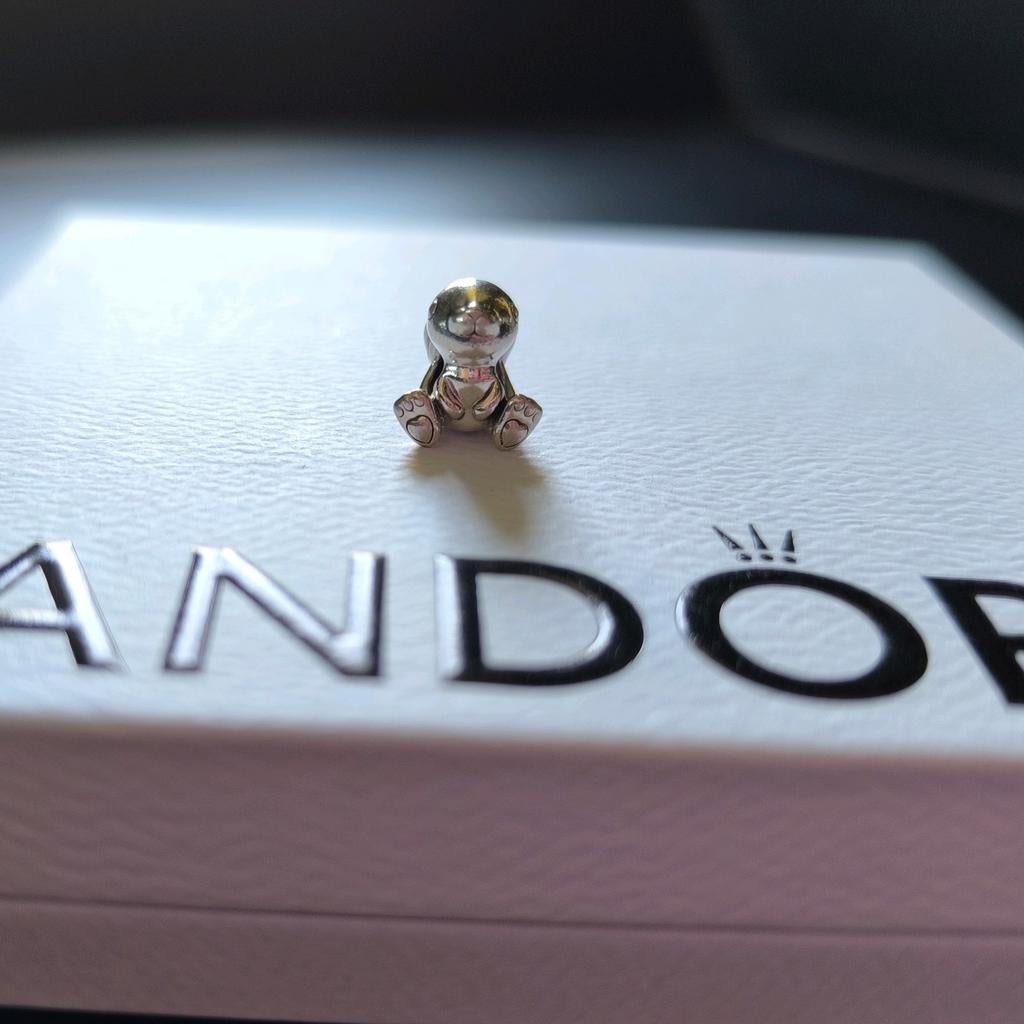 Pandora bedel konijn, Ophalen of Verzenden, Zo goed als nieuw, Zilver, Pandora