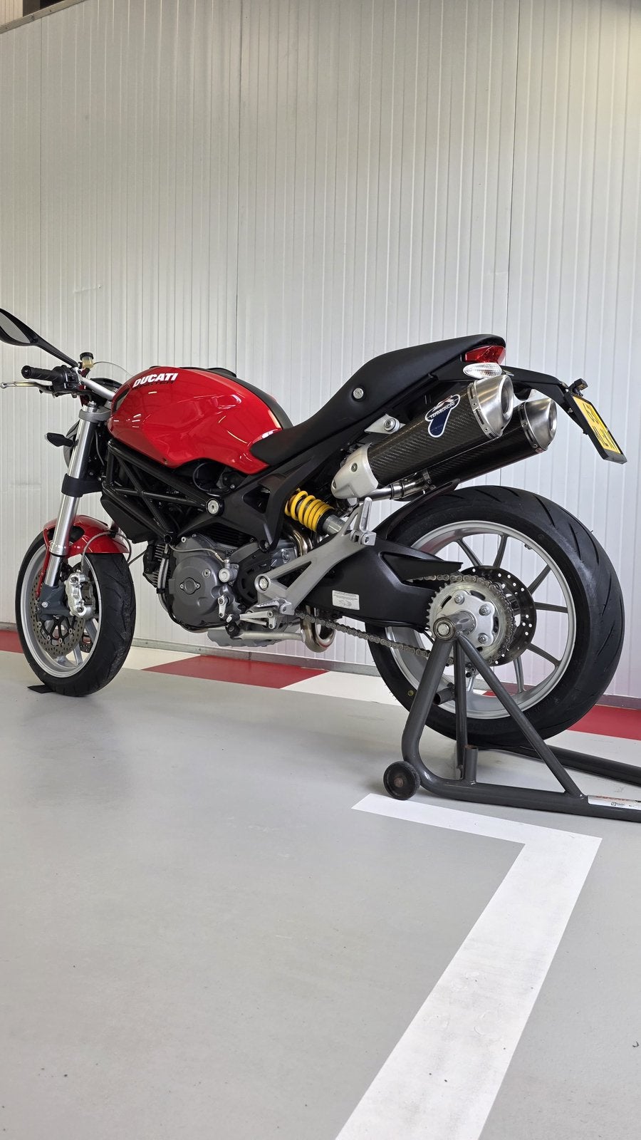 2010 Ducati monster 1100 - 14433 KM, Motoren, Motoren | Ducati, 2 cilinders, Particulier, Meer dan 35 kW, 1100 cc