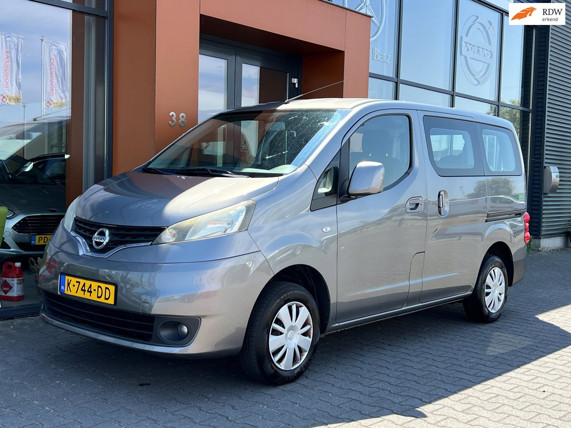 Nissan Evalia 1.6 Acenta 7p|Airco|Cruise|AUX|El. ramen+spieg, Auto's, Nissan, Voorwielaandrijving, Euro 5, Gebruikt, Overige modellen