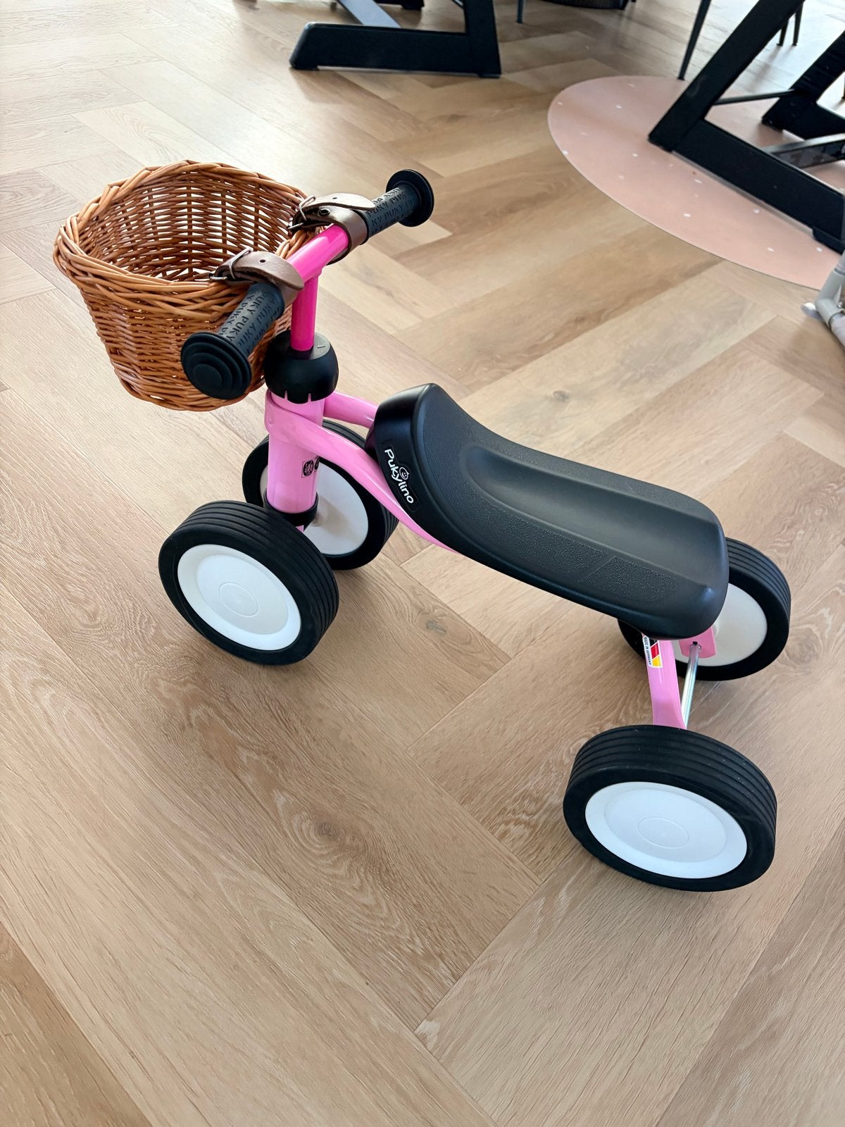 Puky Pukylino loopfiets roze met mandje, Ophalen, Zo goed als nieuw, Loopfiets