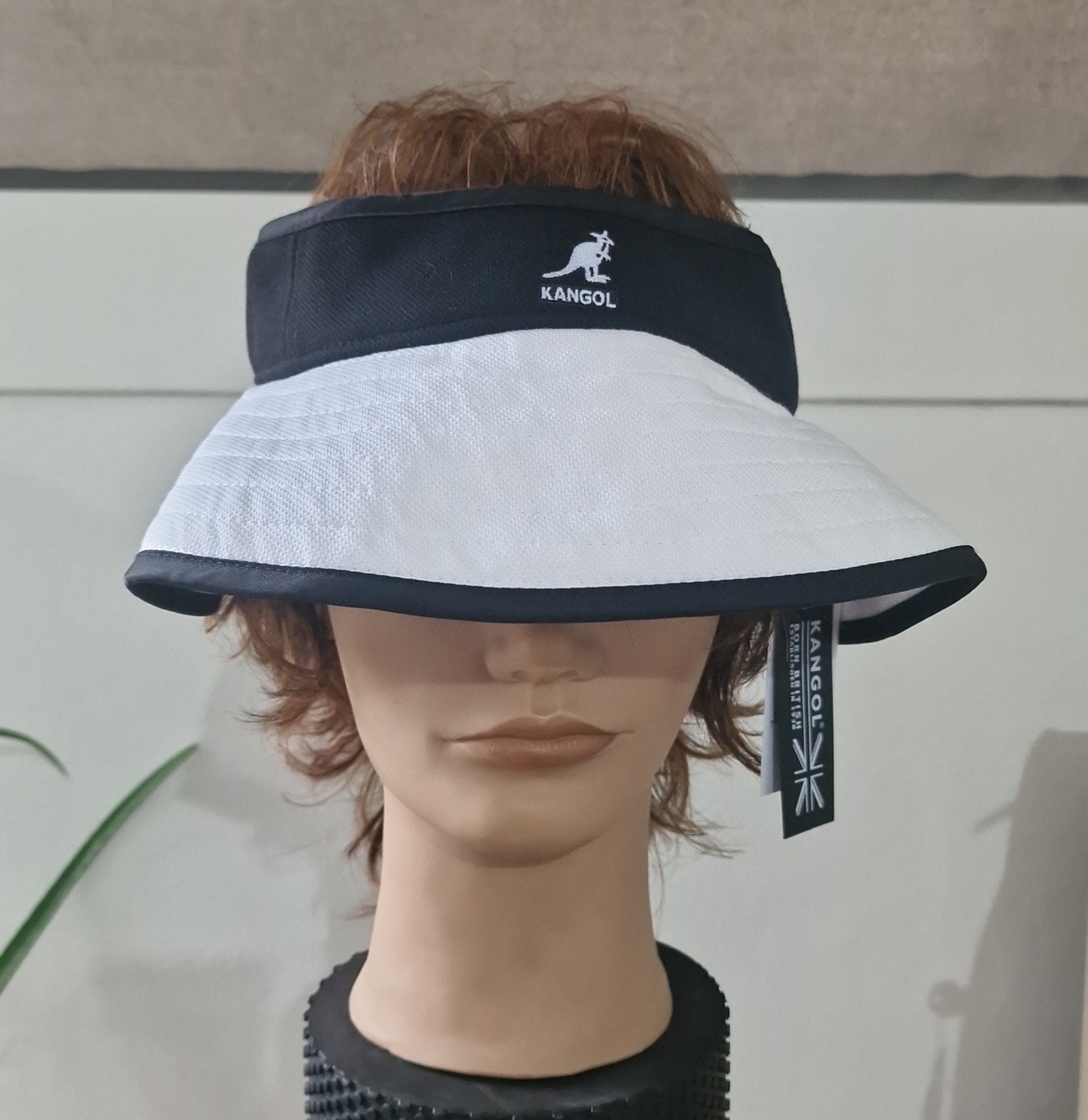 Kangol Golf Sun Visor Zwart/Wit - Nieuw met labels, Ophalen, Nieuw, One size fits all, Pet