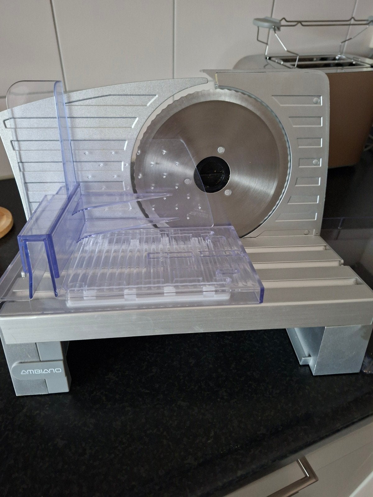 Nieuwe Ambiano Snijmachine - Perfect voor Vlees en Brood, Ophalen, Nieuw