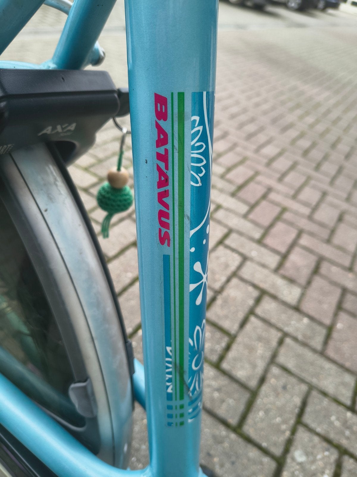 Foto 2 van Batavus Flasch damesfiets - Lichtblauw - Gebruikt