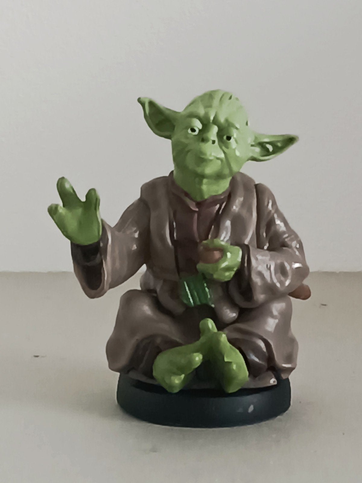 Star Wars Yoda beeldje, Ophalen of Verzenden, Zo goed als nieuw, Actiefiguurtje