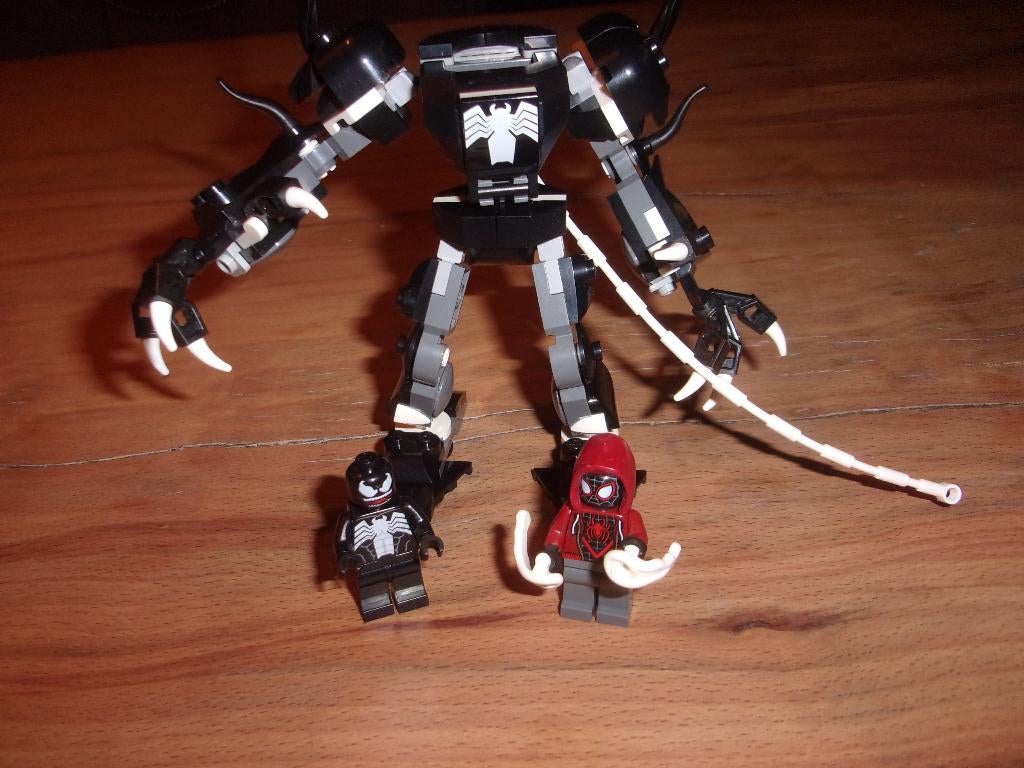 Lego Super Heroes 76276-1 Venom Mech Armor vs Miles Morales, Gebruikt, Overige thema's, Lego, Compleet