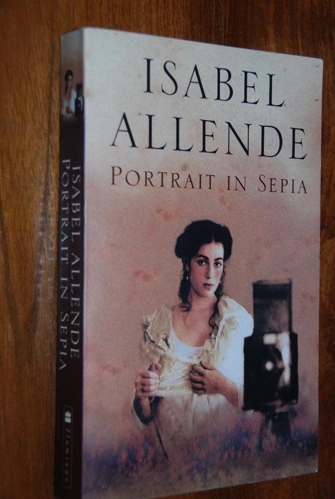 Portrait in sepia., Boeken, Ophalen of Verzenden, Gelezen, Isabel Allende, Europa overig