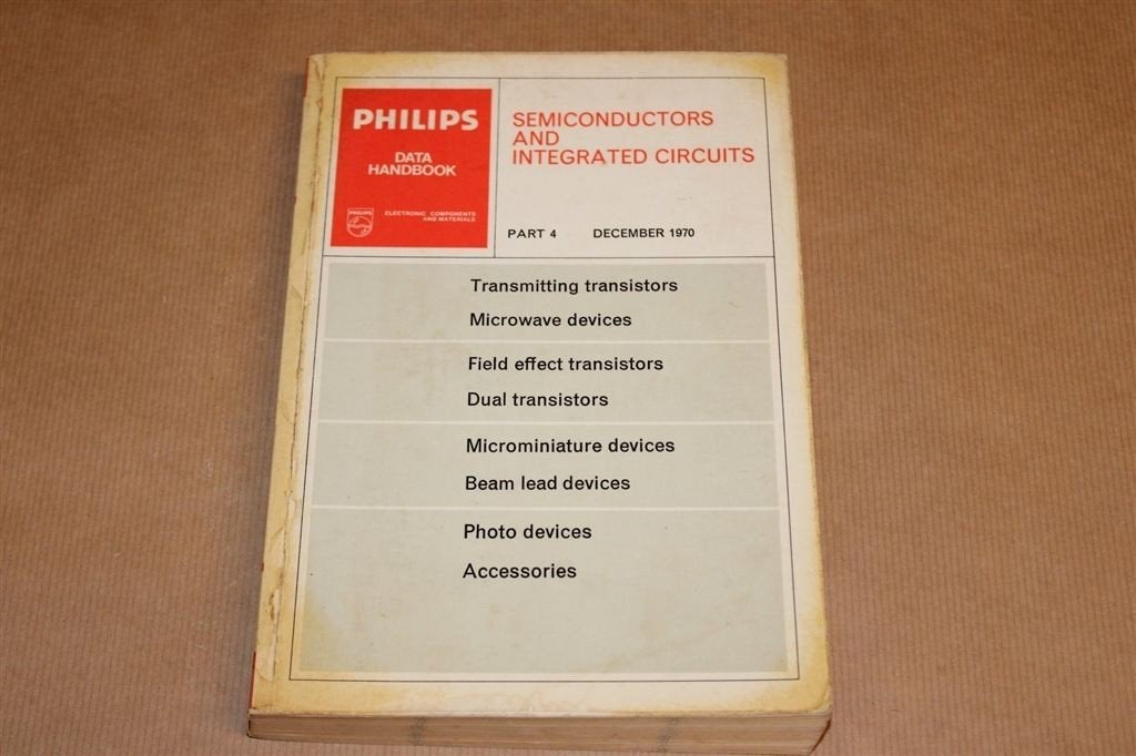 Philips Miniwatt Data Handboek [1970] — Halfgeleiders Deel 4, Boeken, Ophalen of Verzenden, Gelezen
