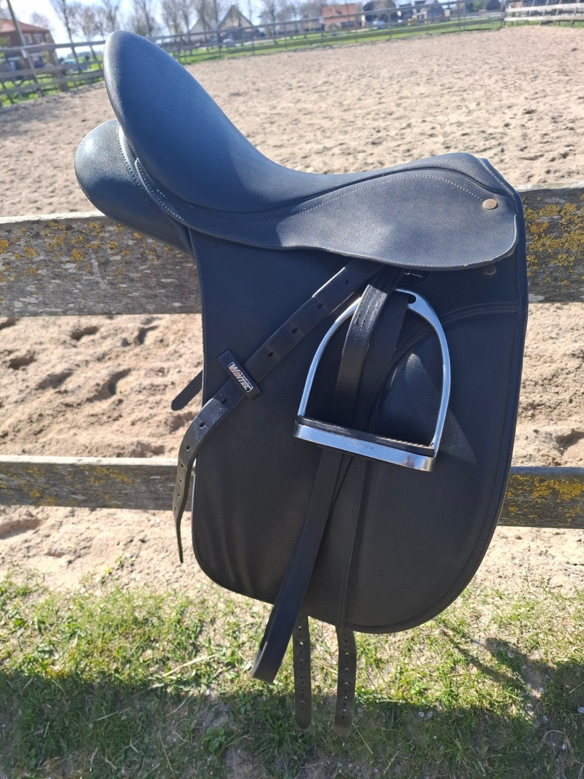 Wintec, pony dressuurzadel 16 inch, incl strenger beugels, Dieren en Toebehoren, Ophalen of Verzenden, Wintec, Dressuur, S (16 of 16.5 inch)