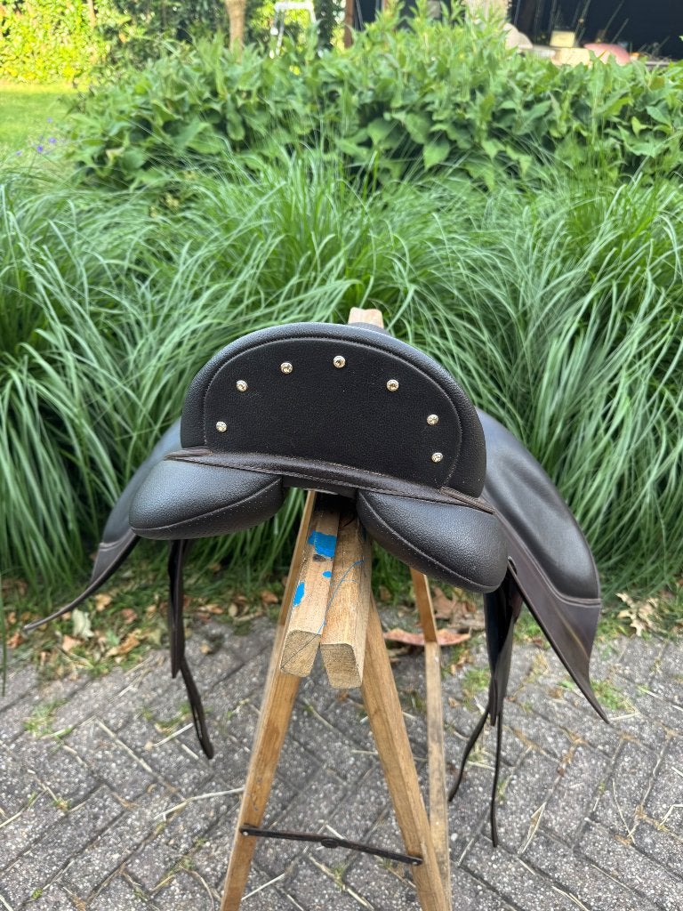 Dressuurzadel Wintec 17 inch, Dieren en Toebehoren, Paarden en Pony's | Zadels, Ophalen, Extra wijd, Dressuur, M (17 inch)