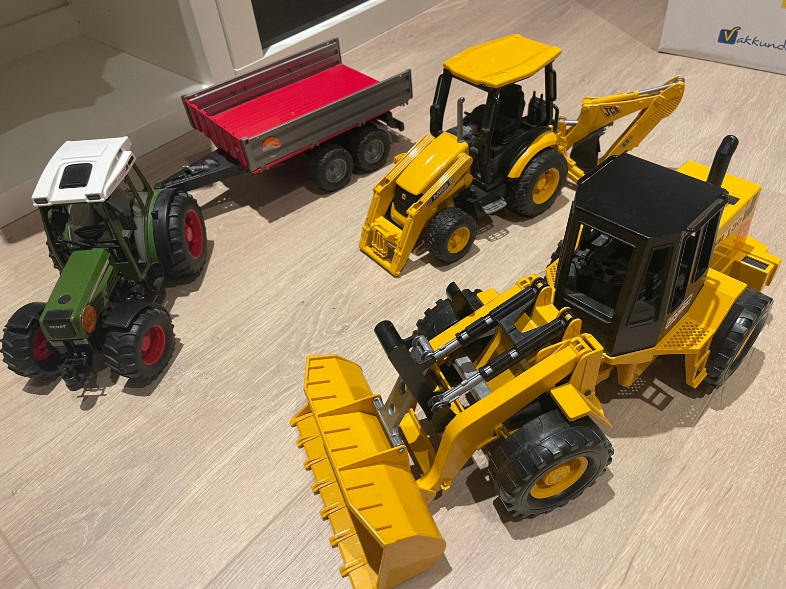 Bruder speelgoed tractor en kraan, Ophalen of Verzenden, Gebruikt, Tractor of Landbouw, Overige merken
