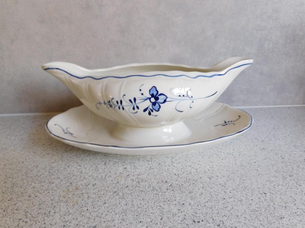 Saucière of Juskom Vieux Luxembourg Villeroy & Boch, Overige typen, Ophalen of Verzenden, Zo goed als nieuw, Overige stijlen