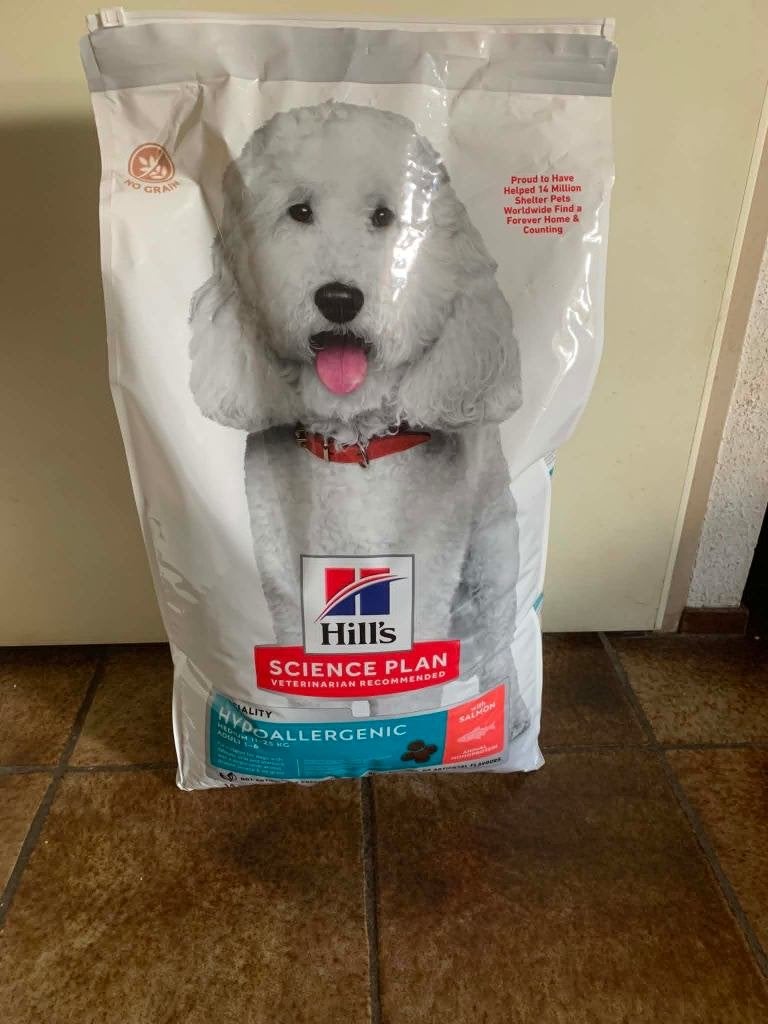 Hill's Science Plan Hypoallergenic Adult Medium met Zalm, Dieren en Toebehoren, Dierenvoeding, Ophalen, Hond