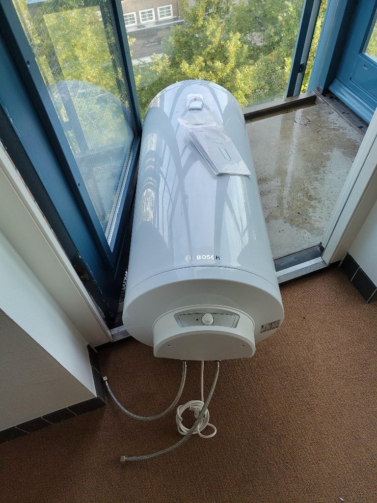 warmwater boiler, Doe-het-zelf en Verbouw, Ophalen, 100 liter of meer, Boiler, Zo goed als nieuw