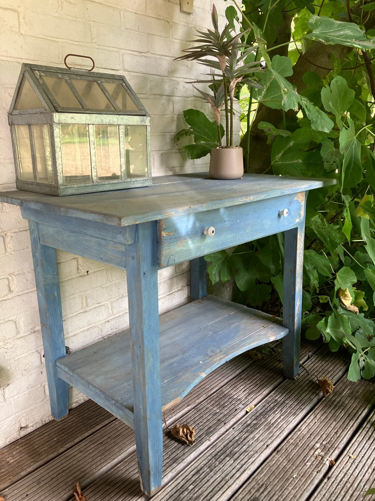 Vintage blauw bijzettafeltje met lade en plank, Ophalen of Verzenden