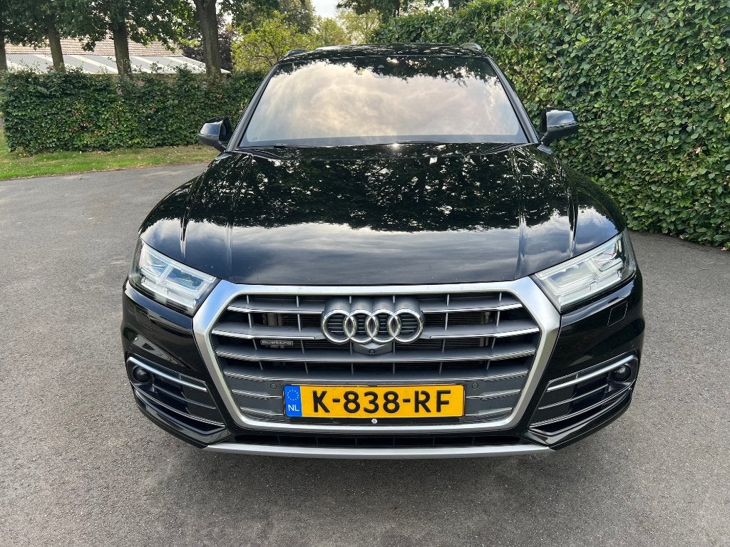 Audi Q5 2.0 TDI Quattro 190pk S Tronic 2017 Zwart, Auto's, Audi, Automaat, Q5, Alcantara, Zwart