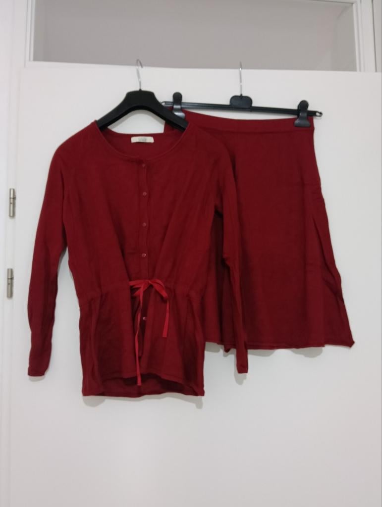 La Salle set: rok maat XL, top maat L, Maat 42/44 (L), Ophalen of Verzenden, Gedragen, Rood